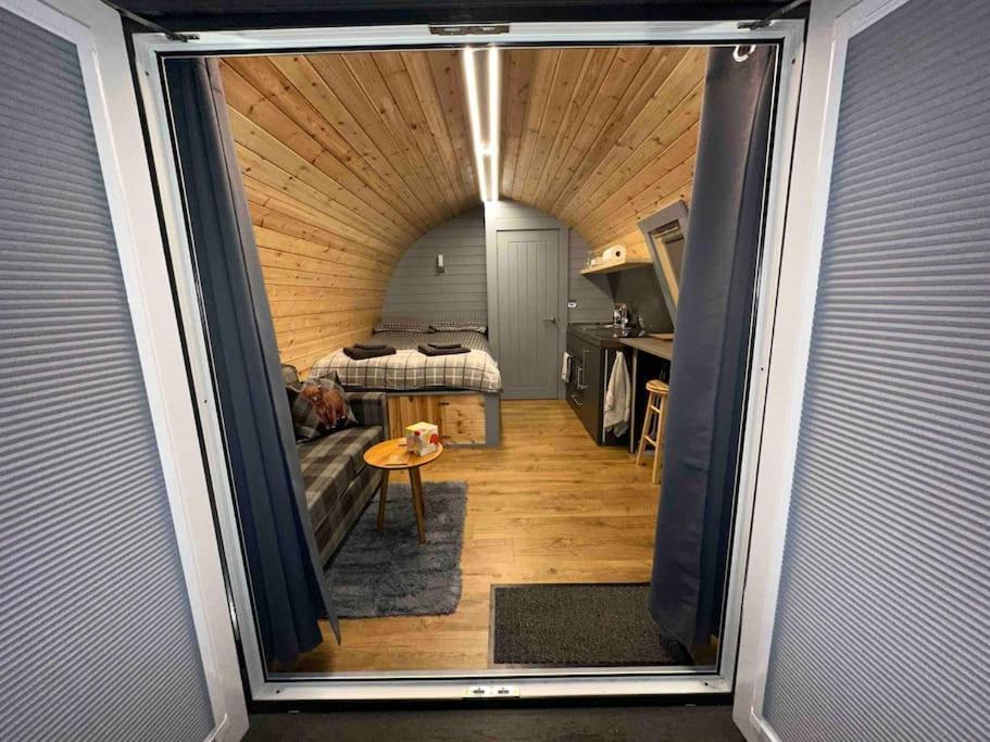 Bonny Wee Snug - Pod In Spean Bridge Apartment Ngoại thất bức ảnh