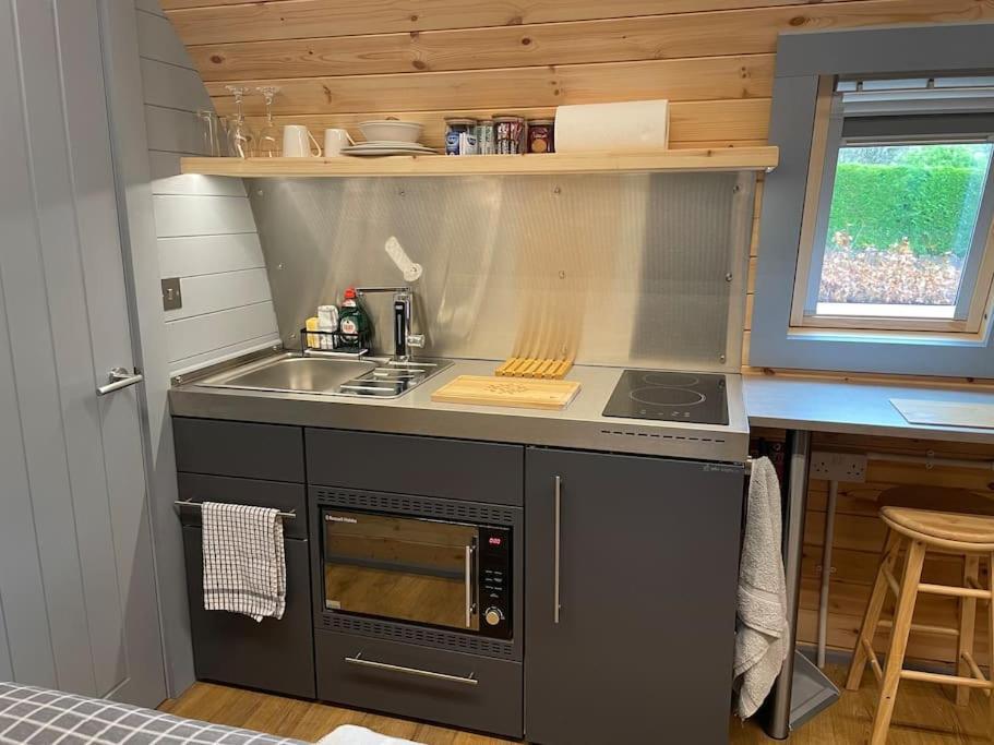 Bonny Wee Snug - Pod In Spean Bridge Apartment Ngoại thất bức ảnh