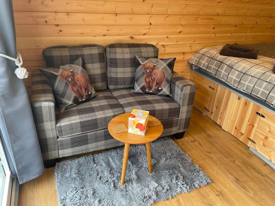 Bonny Wee Snug - Pod In Spean Bridge Apartment Ngoại thất bức ảnh