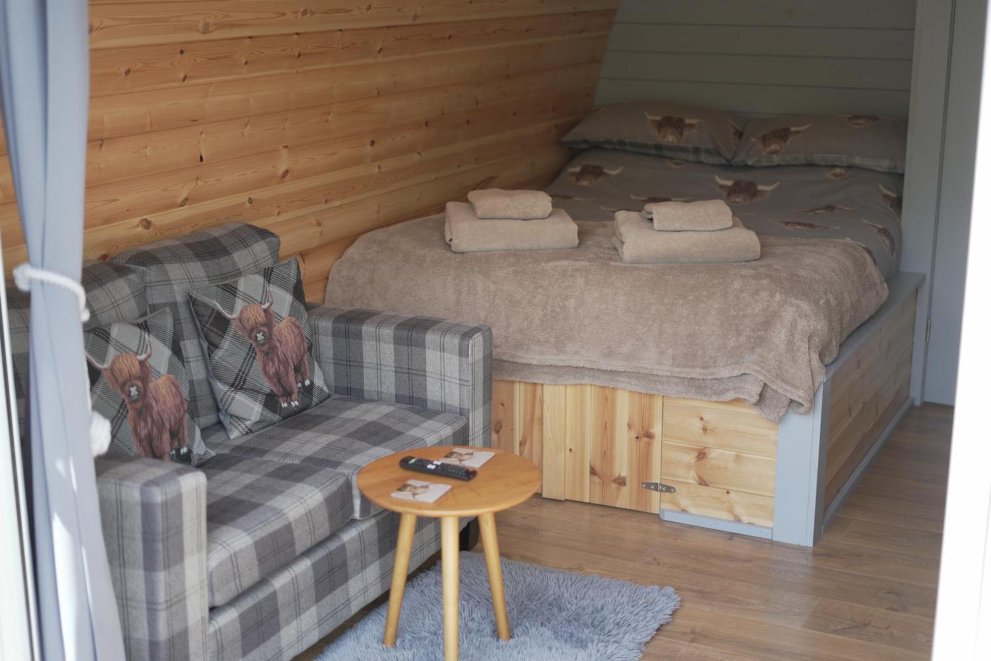Bonny Wee Snug - Pod In Spean Bridge Apartment Ngoại thất bức ảnh