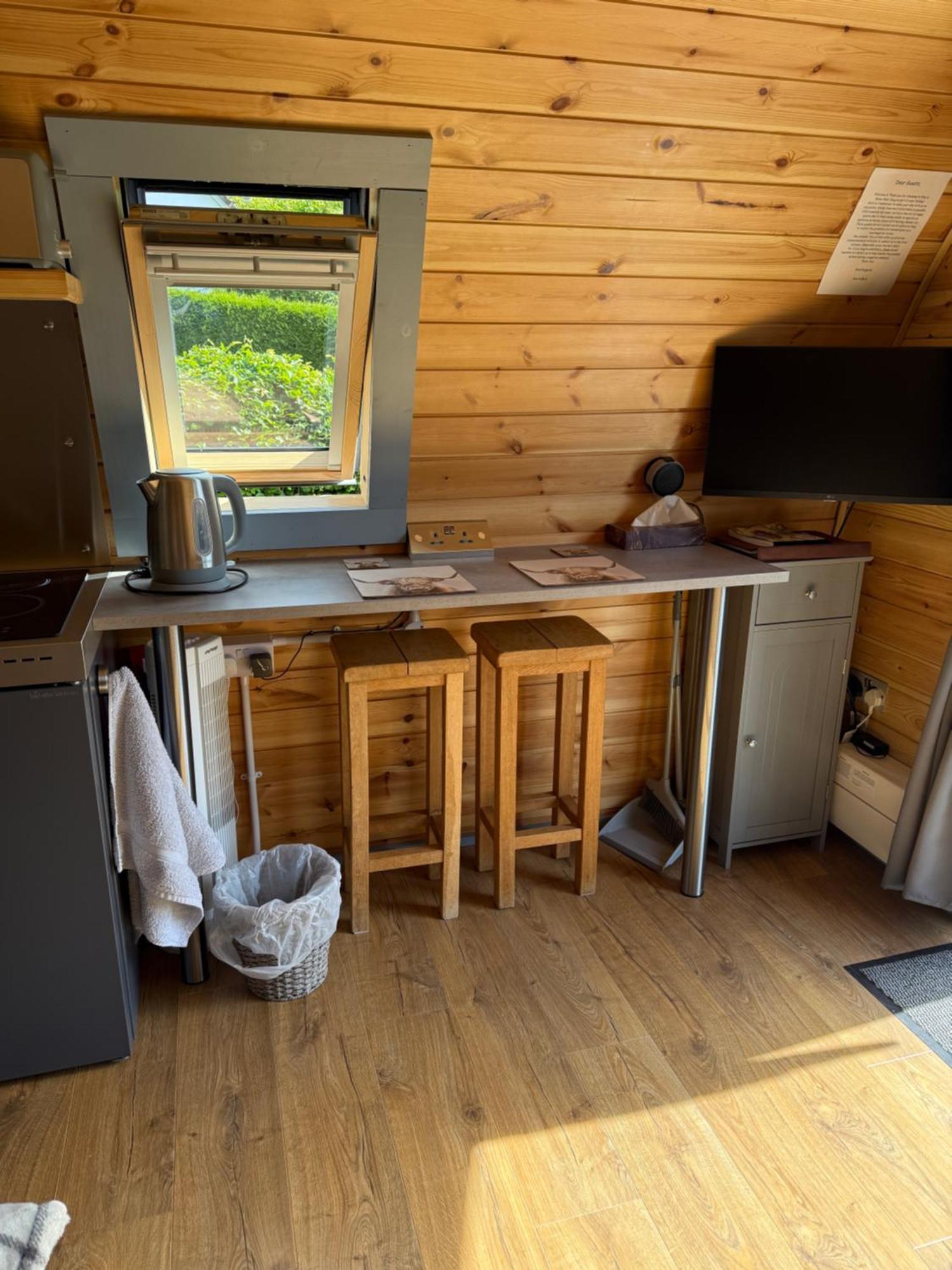 Bonny Wee Snug - Pod In Spean Bridge Apartment Ngoại thất bức ảnh