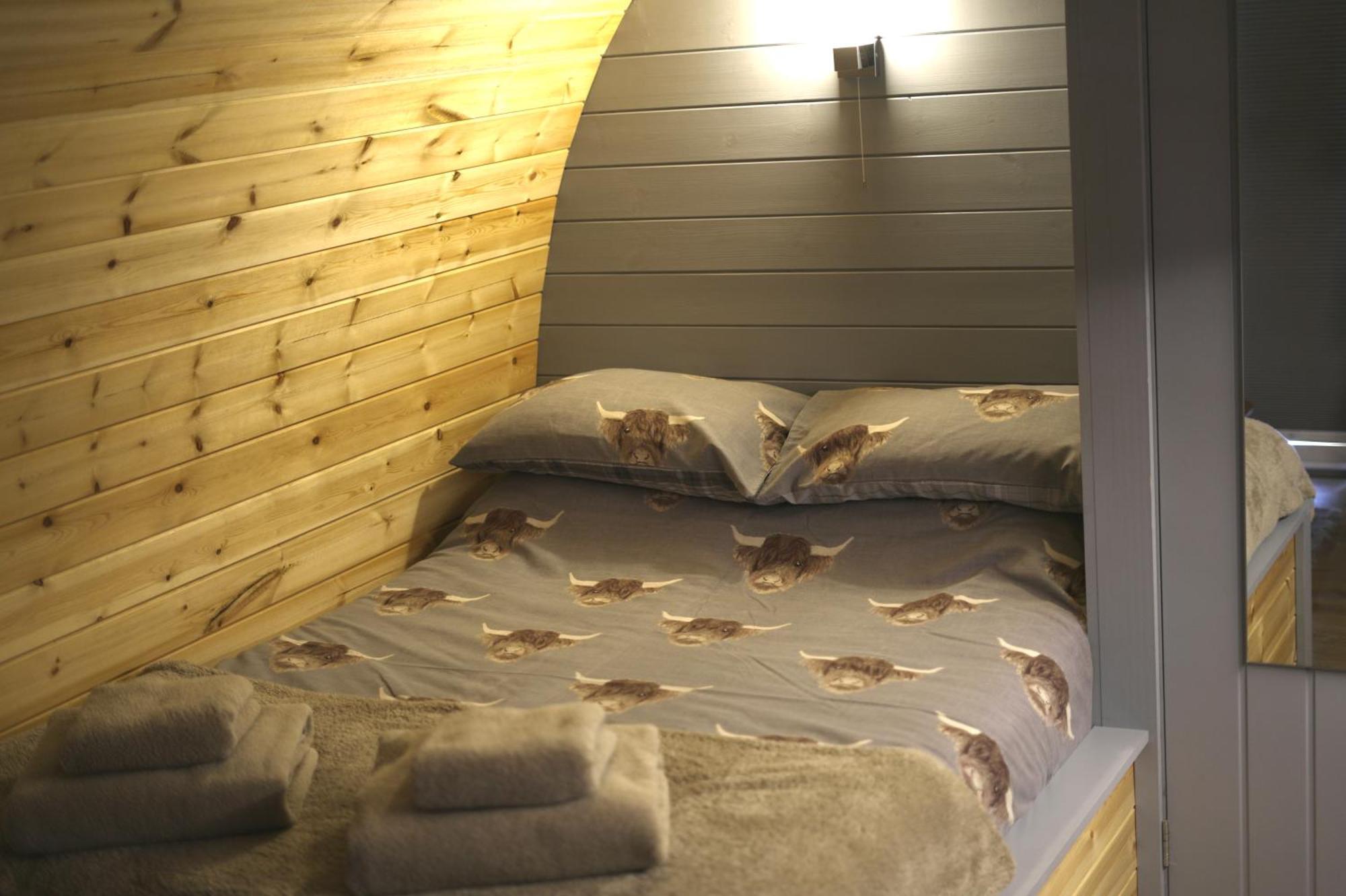 Bonny Wee Snug - Pod In Spean Bridge Apartment Ngoại thất bức ảnh