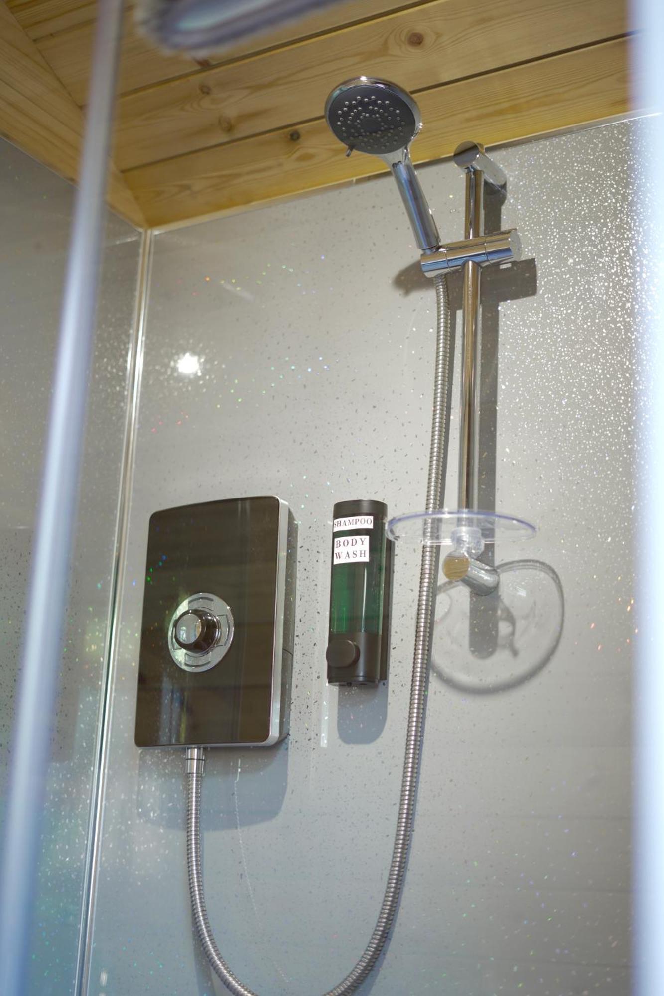 Bonny Wee Snug - Pod In Spean Bridge Apartment Ngoại thất bức ảnh