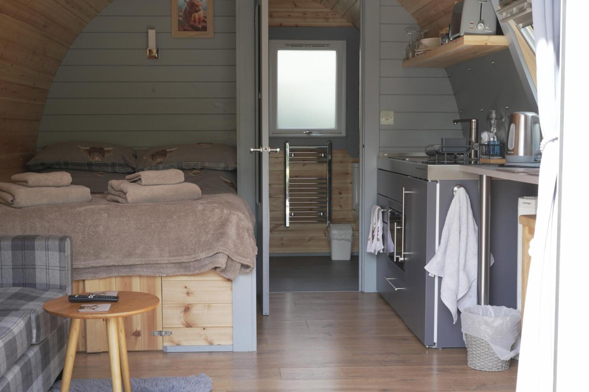 Bonny Wee Snug - Pod In Spean Bridge Apartment Ngoại thất bức ảnh