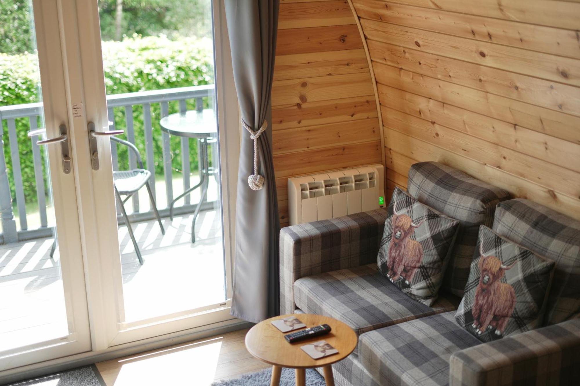 Bonny Wee Snug - Pod In Spean Bridge Apartment Ngoại thất bức ảnh